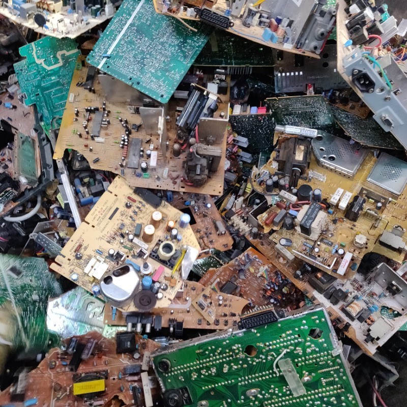 Scheda elettronica scadente